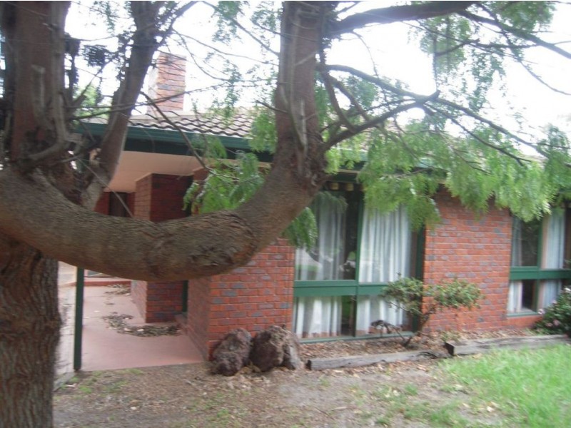 174 Elizabeth Drive, Rosebud VIC 3939