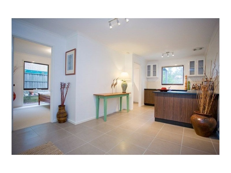 99 First Avenue, Rosebud VIC 3939