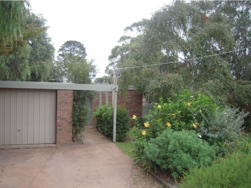 60 Ocean Street, Rosebud VIC 3939