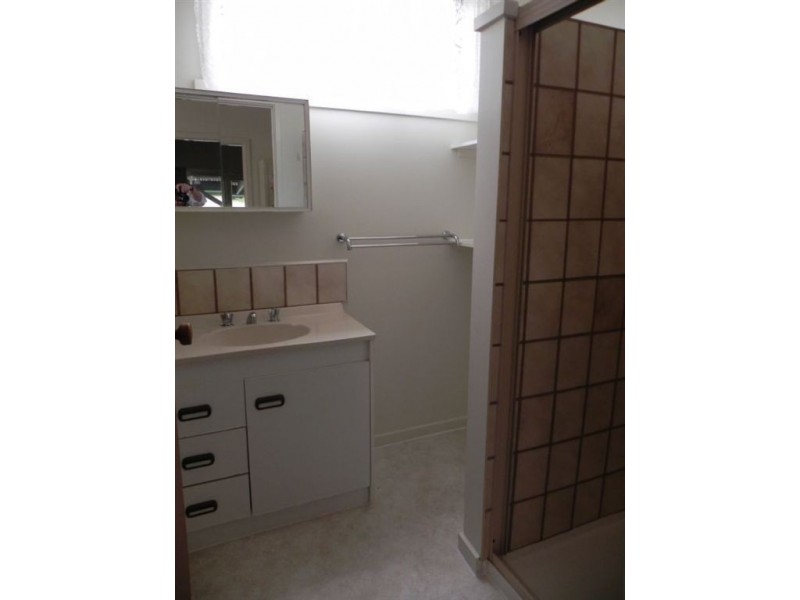 37 Goolgowie Street, Rosebud VIC 3939