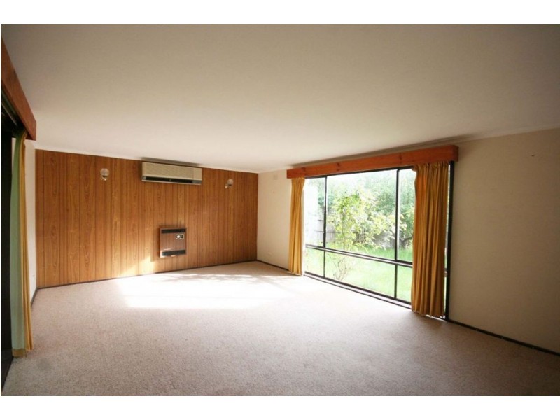 97 Austin Avenue, Rosebud VIC 3939