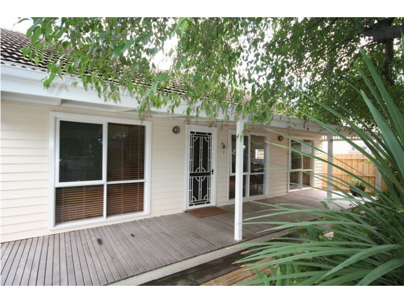 112 Jetty Road, Rosebud VIC 3939