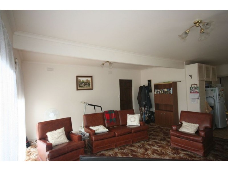 207 Eighth Avenue, Rosebud VIC 3939