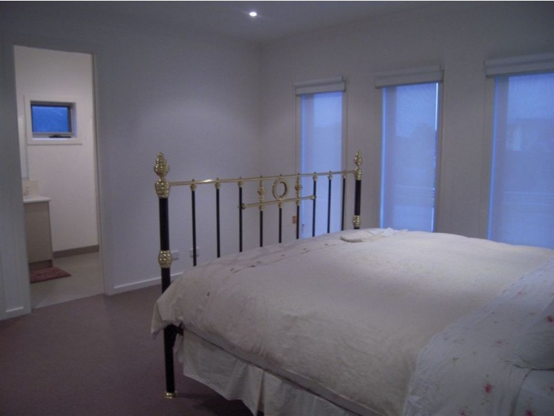 11 Davey Avenue, Dromana VIC 3936