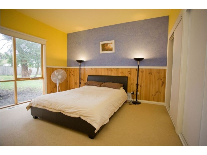 8 Potton Avenue, Rosebud VIC 3939