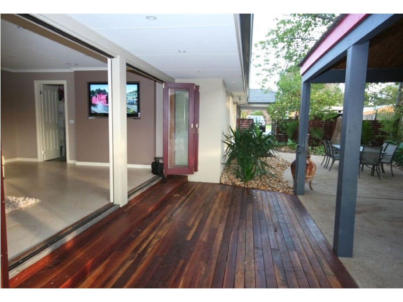 14 Nixon Street, Rosebud VIC 3939