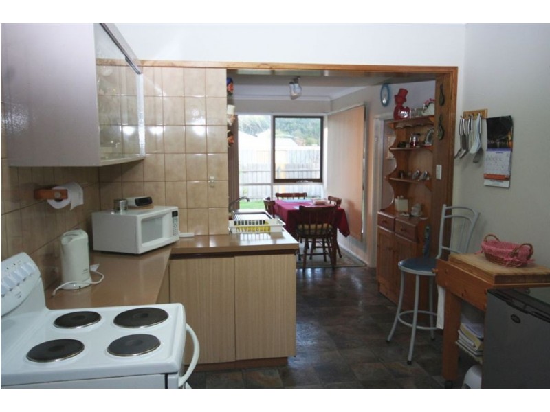 7 Meadow Avenue, Rye VIC 3941