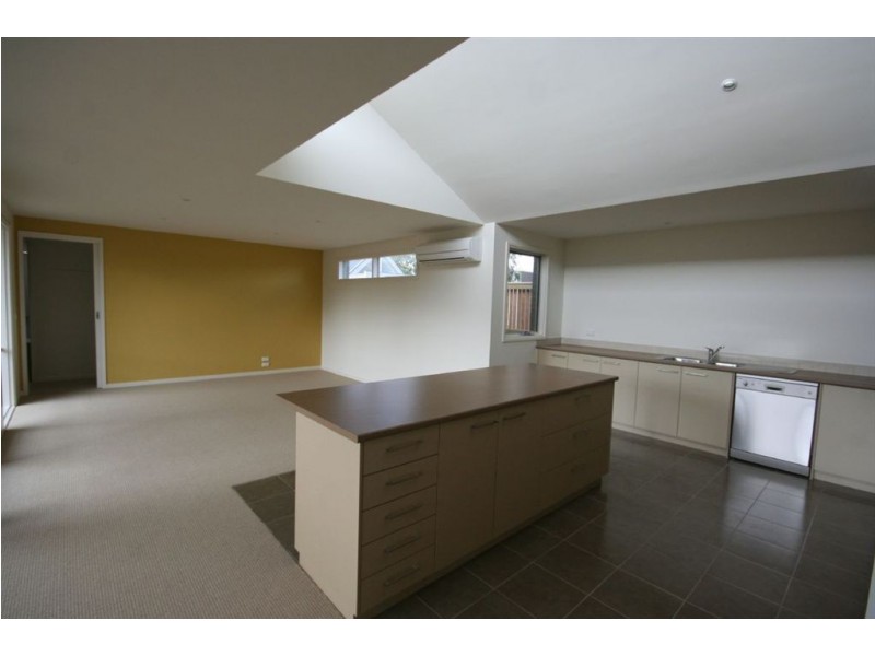 69 Potton Avenue, Rosebud VIC 3939