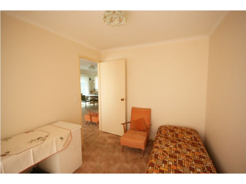 203 Ninth Avenue, Rosebud VIC 3939