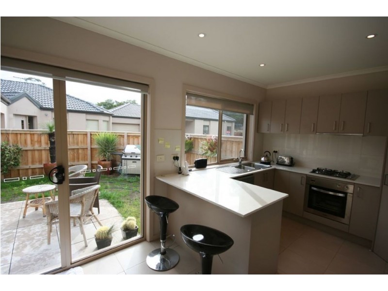 1/2 Phillip Street, Rosebud VIC 3939