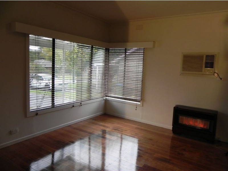 35 Potton Avenue, Rosebud VIC 3939