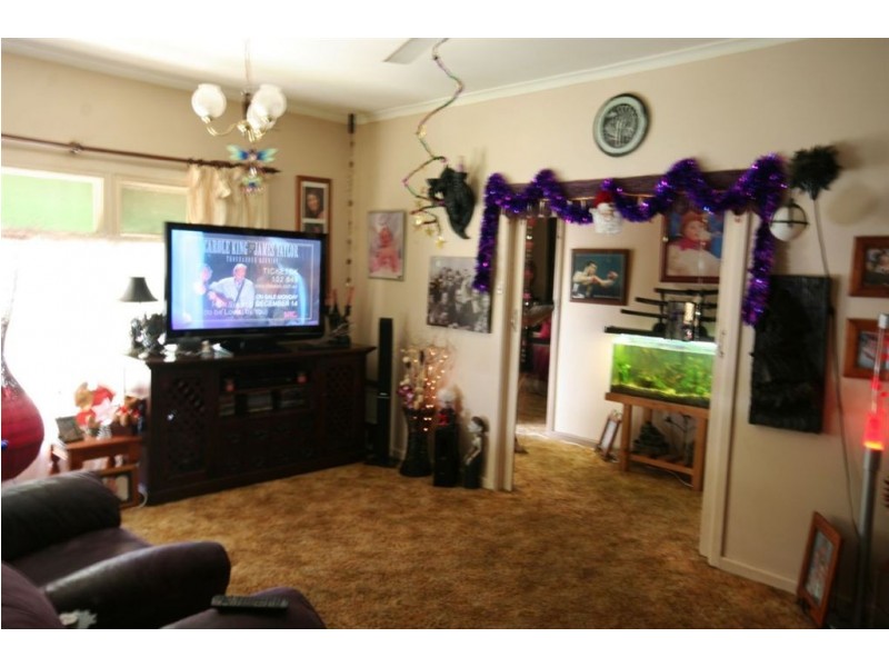 45 Rosemore Road, Rosebud VIC 3939