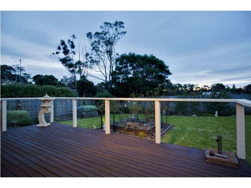 17 Lovely Meadows Court, Rosebud VIC 3939