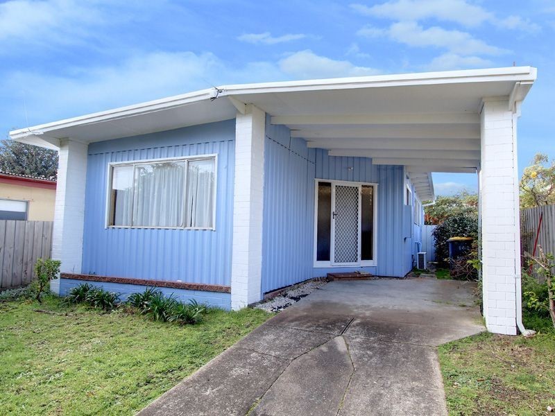 149 Ninth Avenue, Rosebud VIC 3939