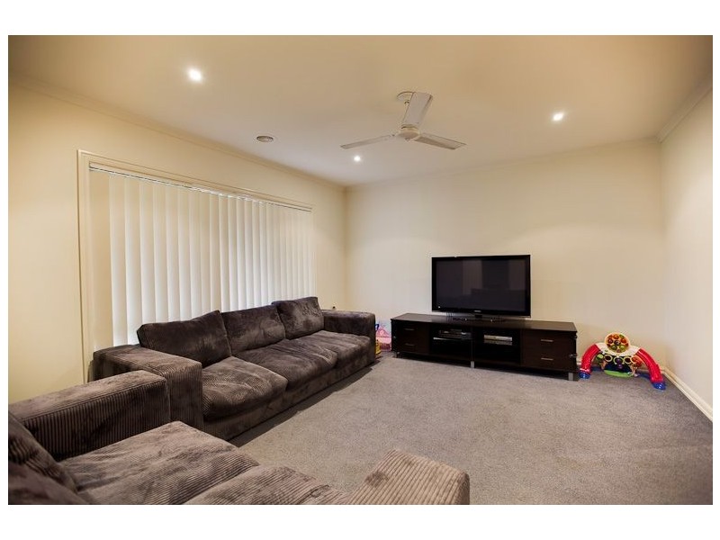 36 Sunningdale Road, Rosebud VIC 3939