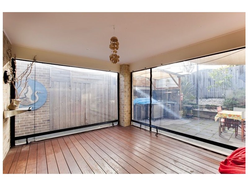 27 Fourth Avenue, Rosebud VIC 3939