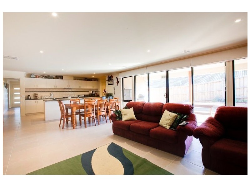 29 Wallaby Drive, Rosebud VIC 3939