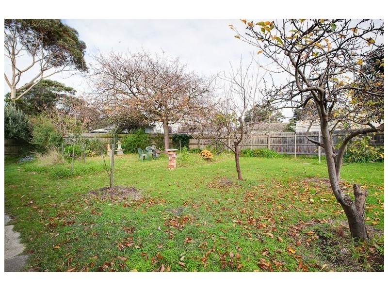 4 Laura Street, Tootgarook VIC 3941