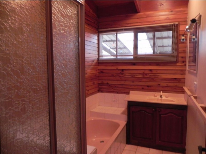 3 Seabrook Avenue, Rosebud VIC 3939