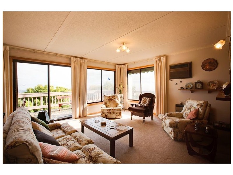 26 Hove Road, Rosebud VIC 3939