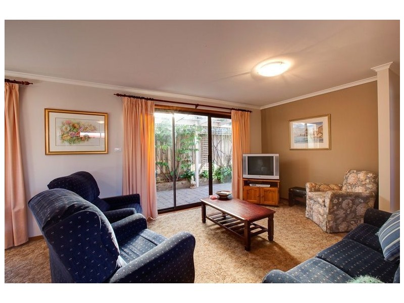 147 First Avenue, Rosebud VIC 3939