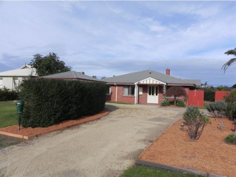 92 Palm Tree Drive, Safety Beach VIC 3936
