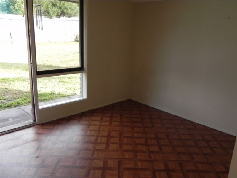 8 Redmond Court, Rosebud VIC 3939