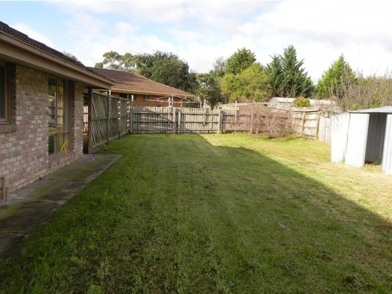 8 Redmond Court, Rosebud VIC 3939