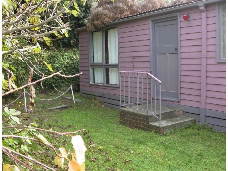 1 & 2/4 Yannuga Street, Rye VIC 3941