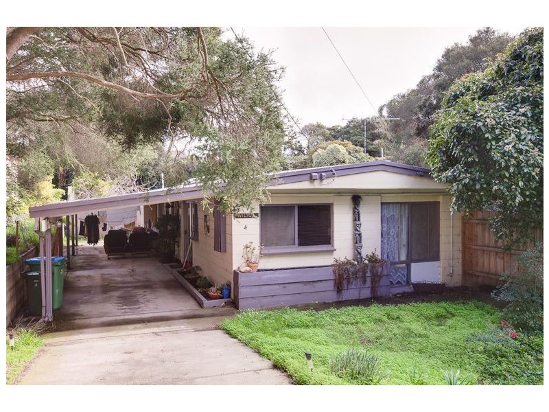 1 & 2/4 Yannuga Street, Rye VIC 3941