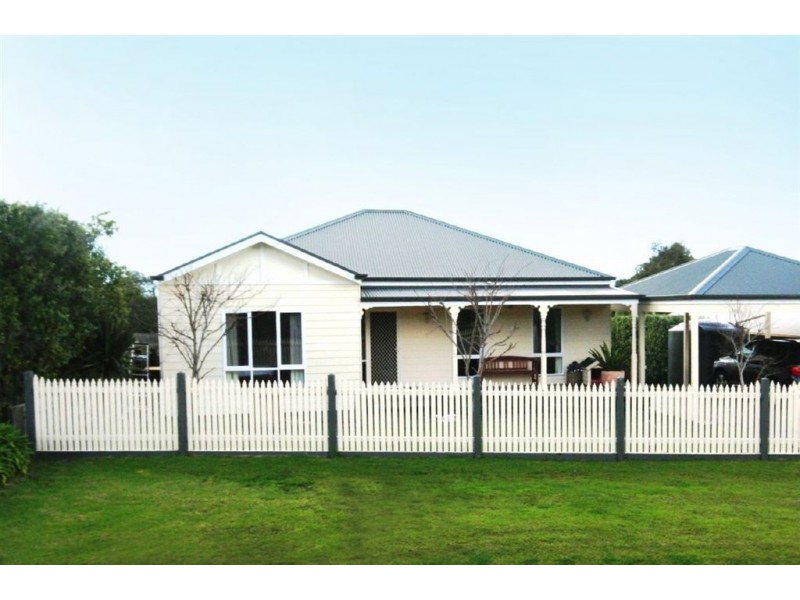 6 Coral Close, Rosebud VIC 3939