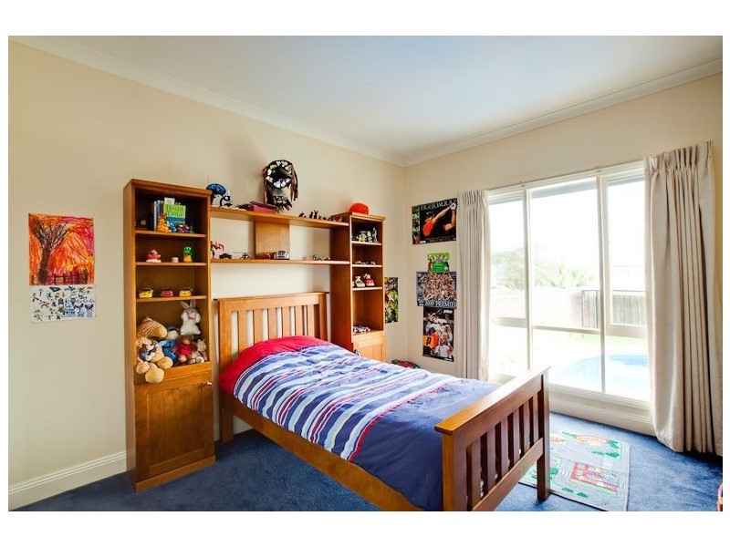 6 Coral Close, Rosebud VIC 3939