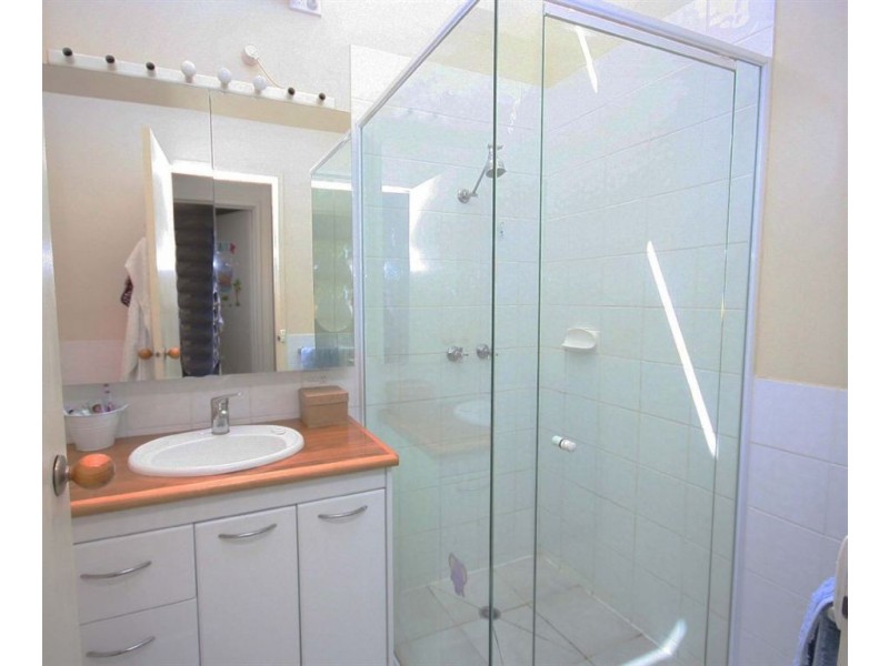 85 Leon Avenue, Rosebud VIC 3939