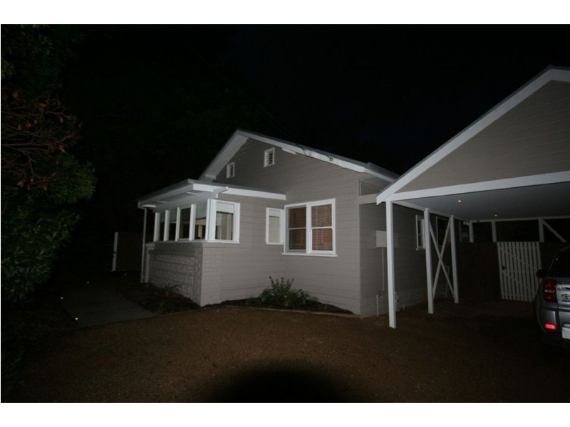 16 Murrowong Avenue, Rosebud VIC 3939