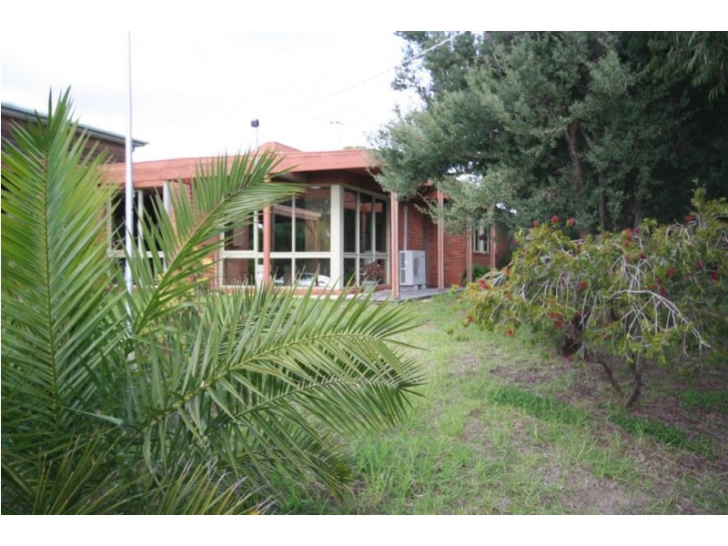 11 Sara Street, Rye VIC 3941