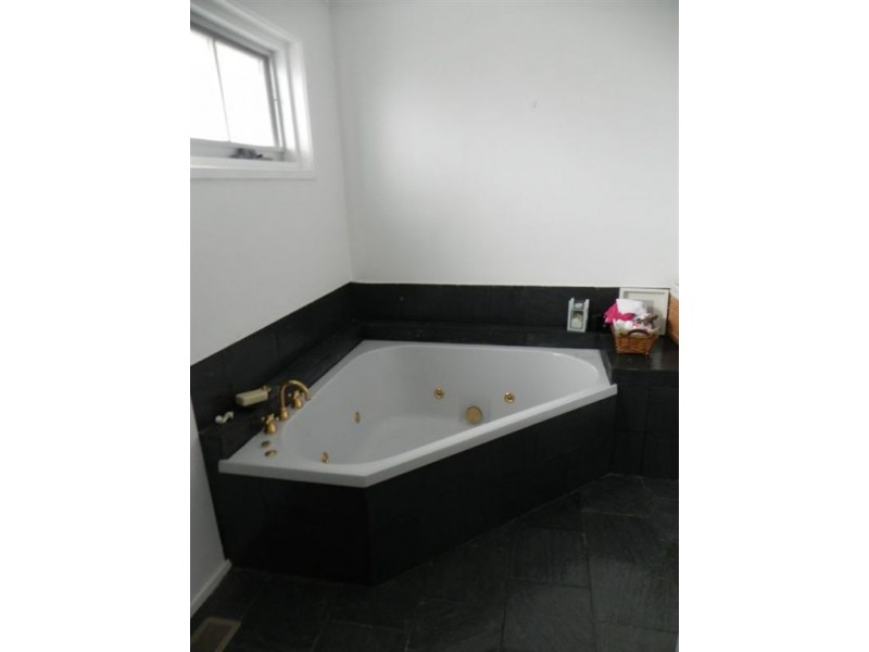 311 Waterfall Gully Road, Rosebud VIC 3939