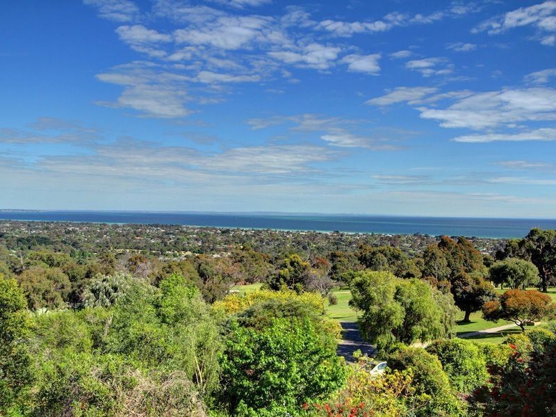 56 St Andrews Avenue, Rosebud VIC 3939