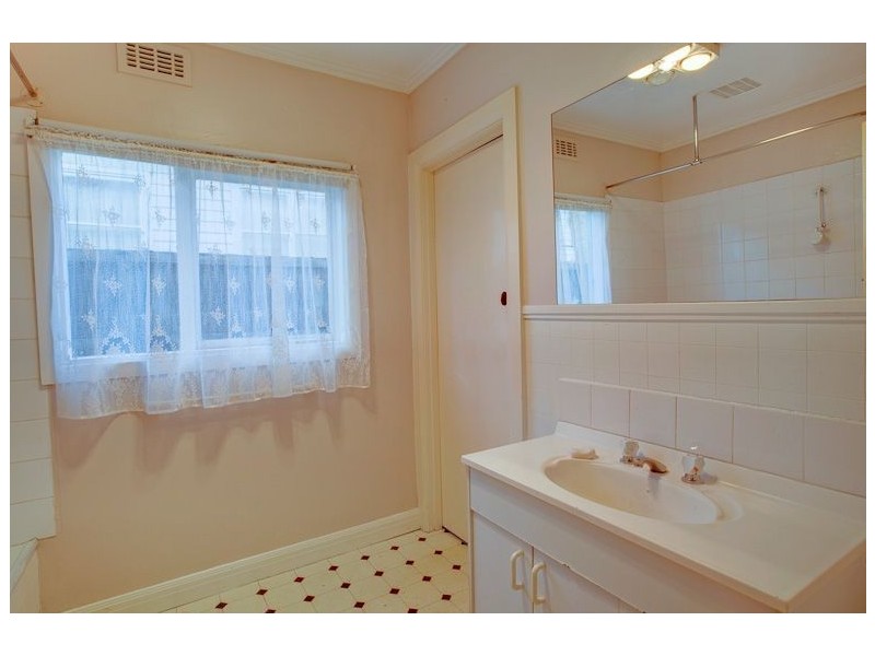 84 Jetty Road, Rosebud VIC 3939