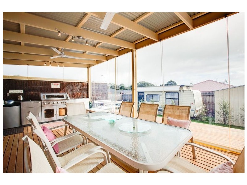 1 Josie Place, Rosebud VIC 3939