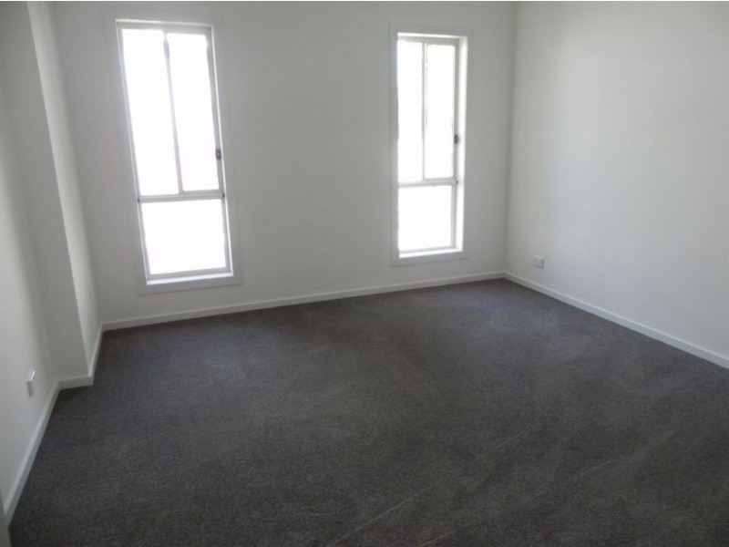 2/48 Armstrong Road, Mccrae VIC 3938