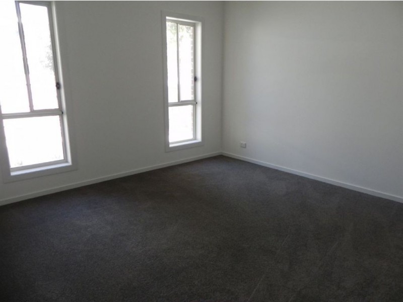 2/48 Armstrong Road, Mccrae VIC 3938