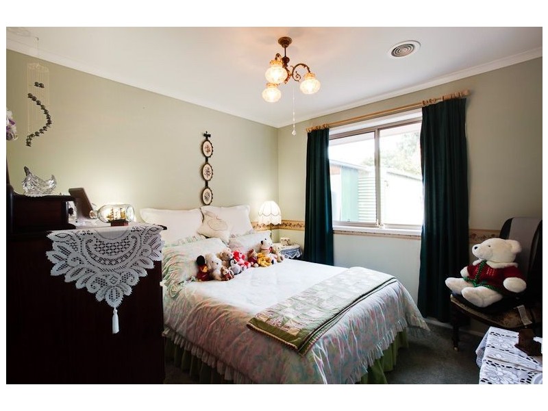 36 Potton Avenue, Rosebud VIC 3939