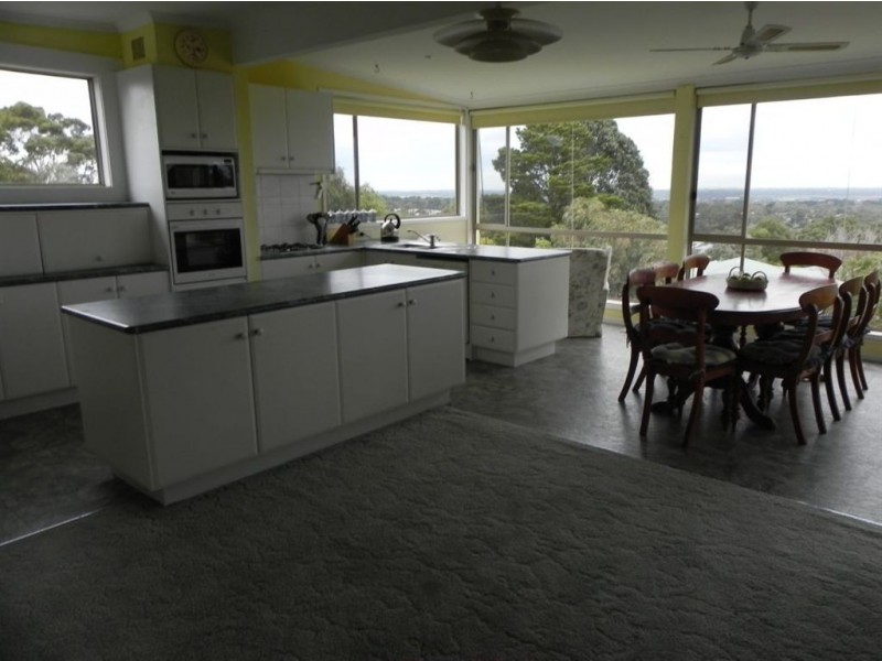 20 Nullawarre Avenue, Rosebud VIC 3939