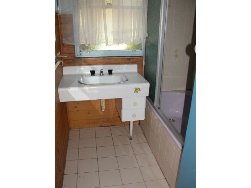 76 Broadway, Rosebud VIC 3939