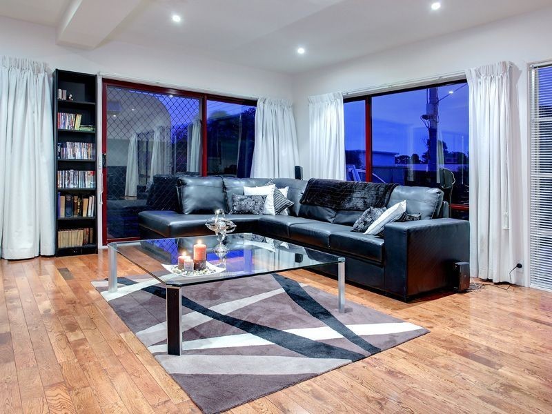 393 Eastbourne Road, Rosebud West VIC 3940