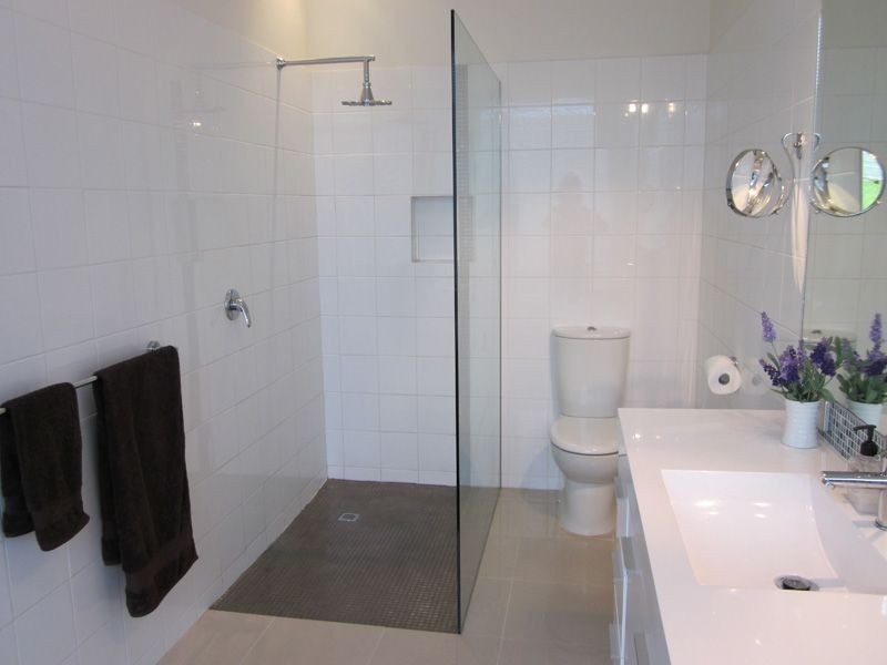 393 Eastbourne Road, Rosebud West VIC 3940