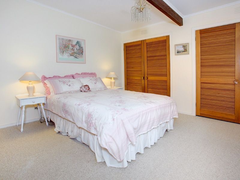 6 Potton Avenue, Rosebud VIC 3939