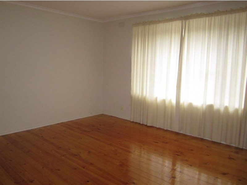 197 Seventh Avenue, Rosebud VIC 3939