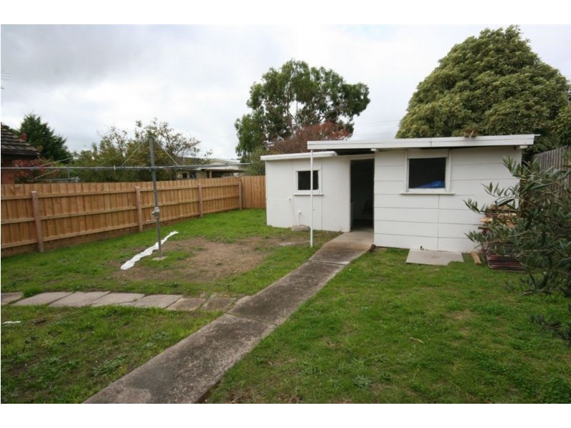 197 Seventh Avenue, Rosebud VIC 3939