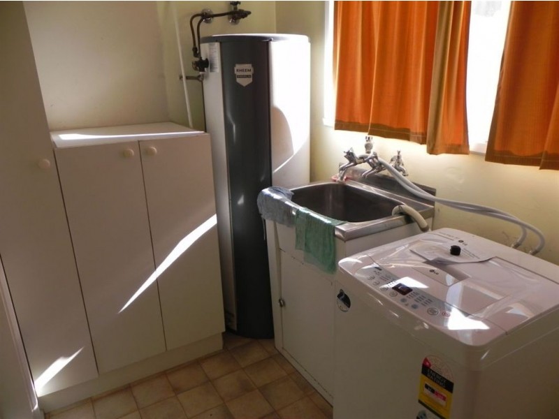 116 Seventh Avenue, Rosebud VIC 3939